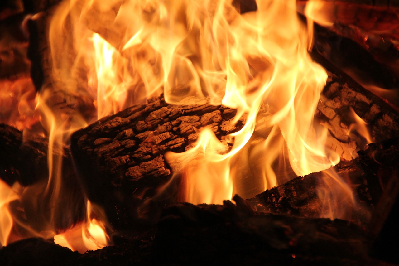 Expert Fireplace Cleaning in Broadview, IL Professional Fireplace Cleaning Services In Broadview Illinois